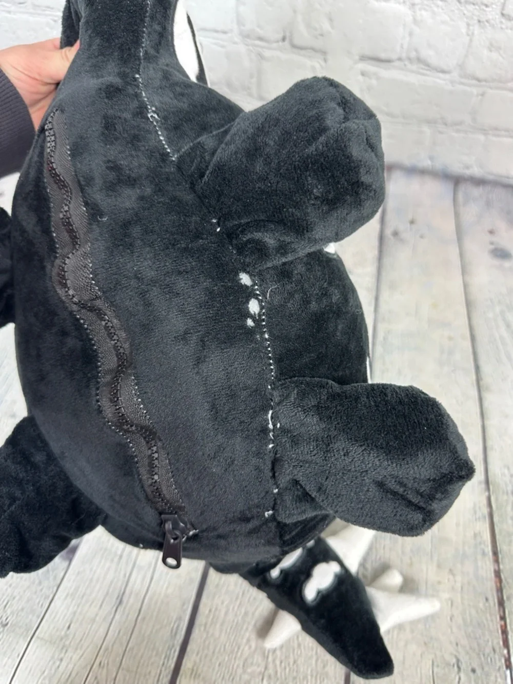 Dinoglows mega stegosaurus glow in the dark NWT *read*